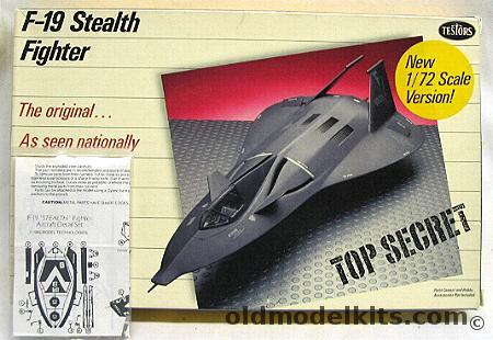 Testors 1/72 F-19 Concept Stealth Fighter with Photoetched Detail Set, 575 plastic model kit